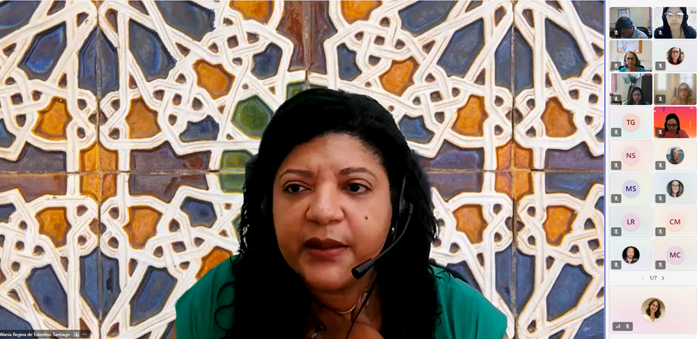 Print de tela em que aparece a coordenadora da Cogead, Wania Tolentino